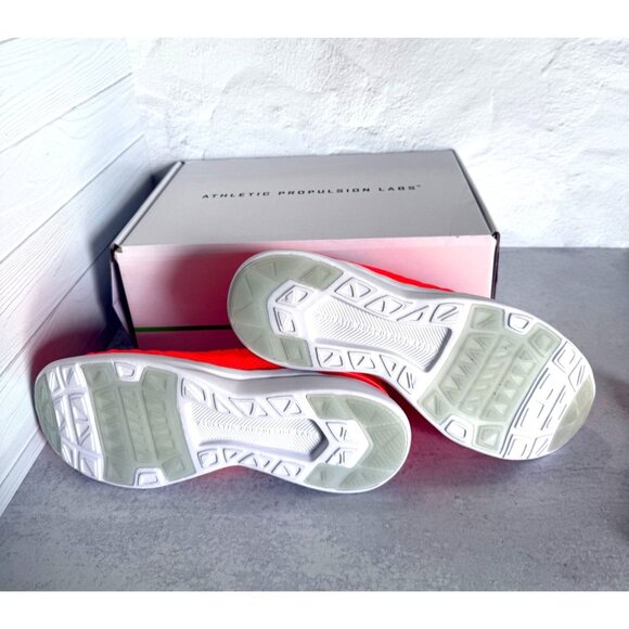 NIB APL Techloom Wave Womens Sneakers Neon Orange Red Size‎ 9.5 - Picture 3 of 10